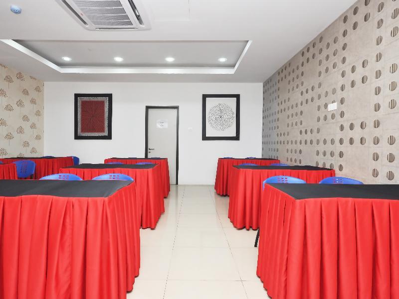 Ada Hotel & Apartment Kuala Terengganu Exterior photo