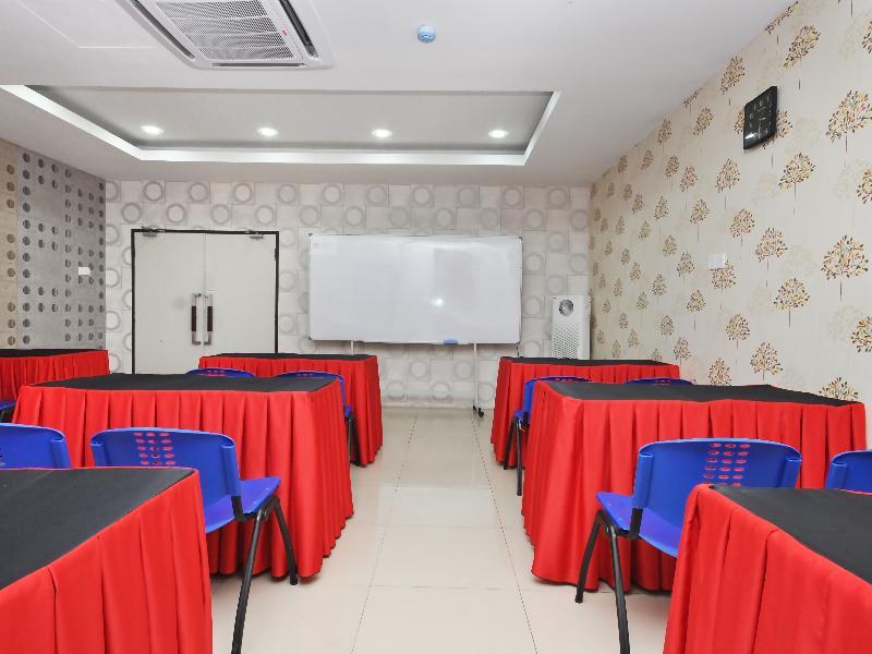 Ada Hotel & Apartment Kuala Terengganu Exterior photo